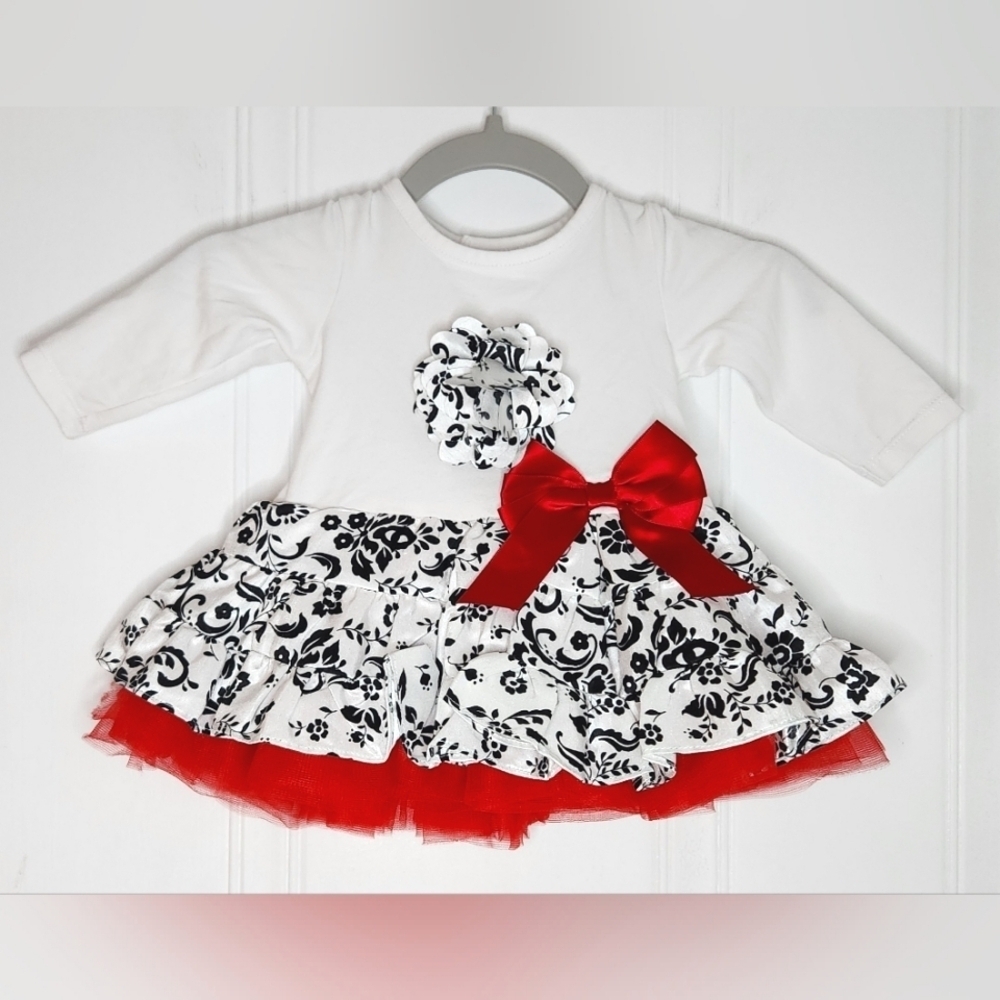 Babyragous infant girls skirted bodysuit size NB F128